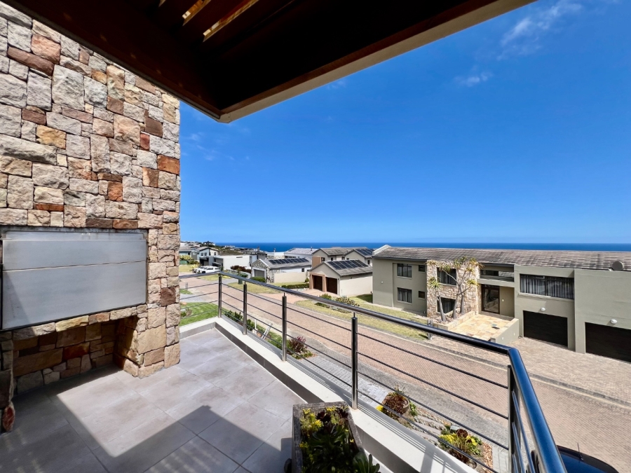 5 Bedroom Property for Sale in Oubaai Western Cape